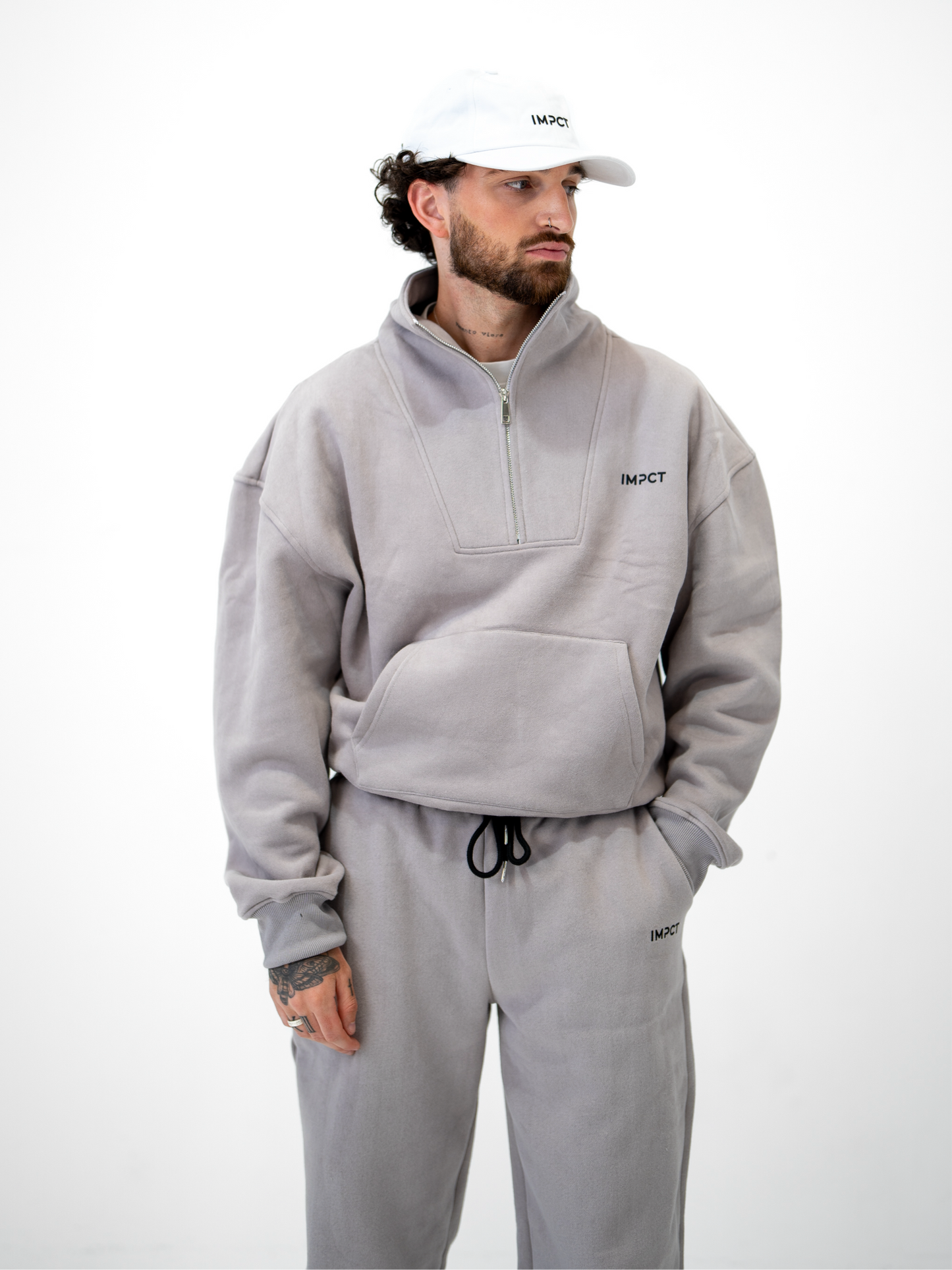 1/4 Zip Sweatshirt - Off Grey