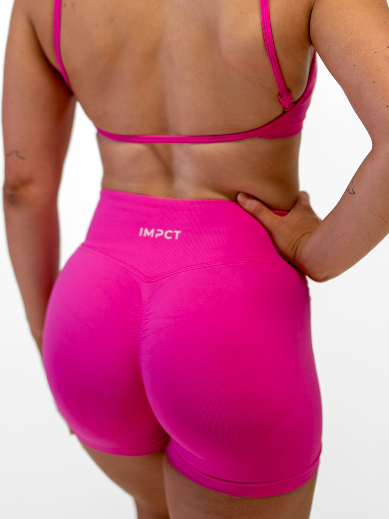 Sol Scrunch Shorts - Vice Berry