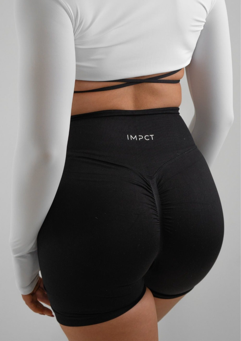 Staple Scrunch Shorts - Black