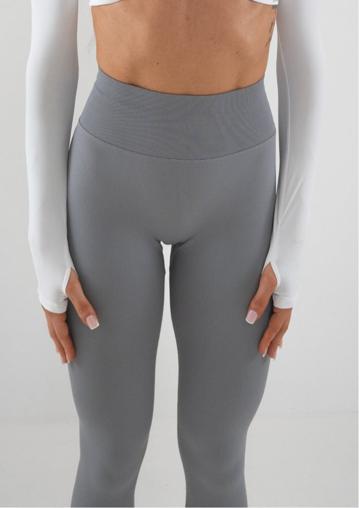 Staple Scrunch Leggings - Cloud