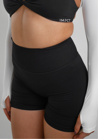 Staple Scrunch Shorts - Black