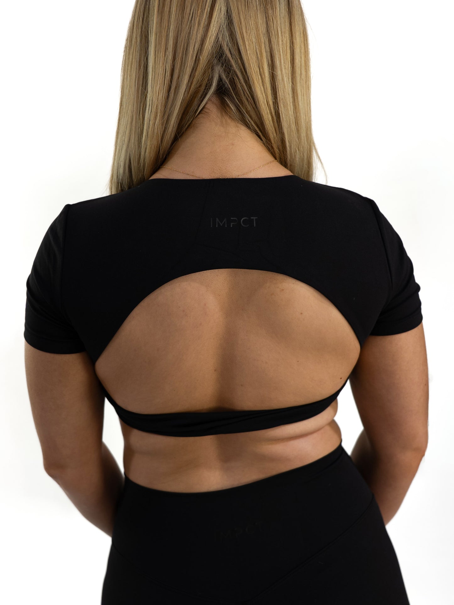 Forme Crop Tee - Jet Black